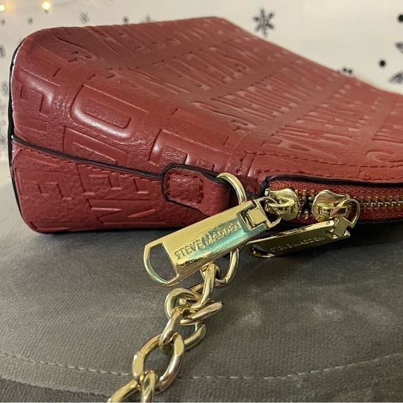 Steve Madden crossbody bag - burnt orange, gold chain strap / details - Picture 2 of 9